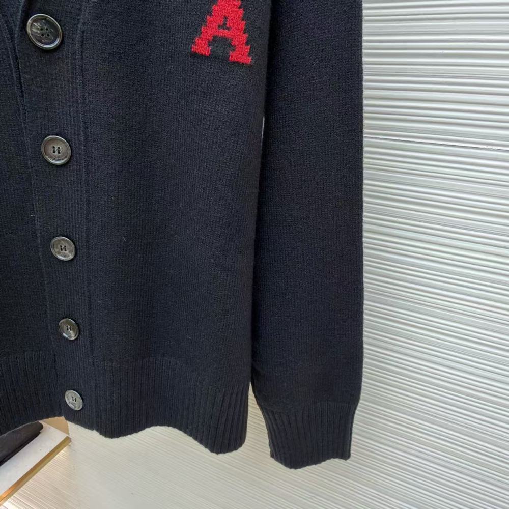 香港高仿衣服 AMIPARIS 愛心紅色ADC美利奴羊毛寬鬆開衫 男女同款 愛心V領外套