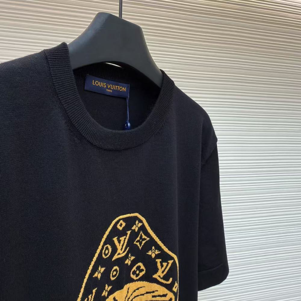 香港高仿衣服 LOUIS VUITTON SS26 早春男士系列 蘑菇嵌花圓領短袖T恤 男款