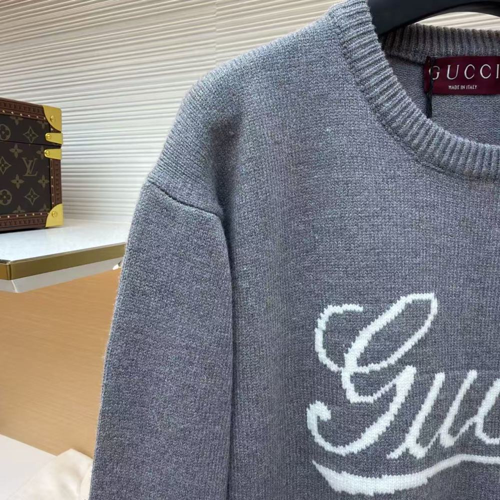 香港高仿衣服 GUCCI古馳 飾嵌花羊毛衫 灰色