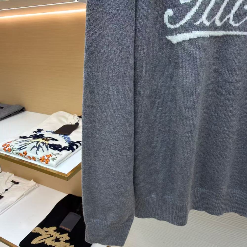 香港高仿衣服 GUCCI古馳 飾嵌花羊毛衫 灰色