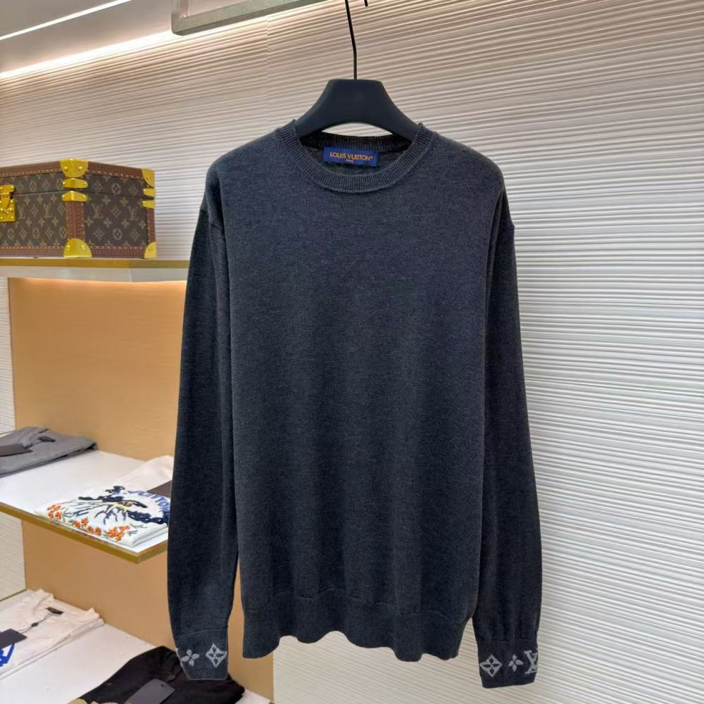 香港高仿衣服 Louis Vuitton 山羊絨套頭衫 灰色 男女同款