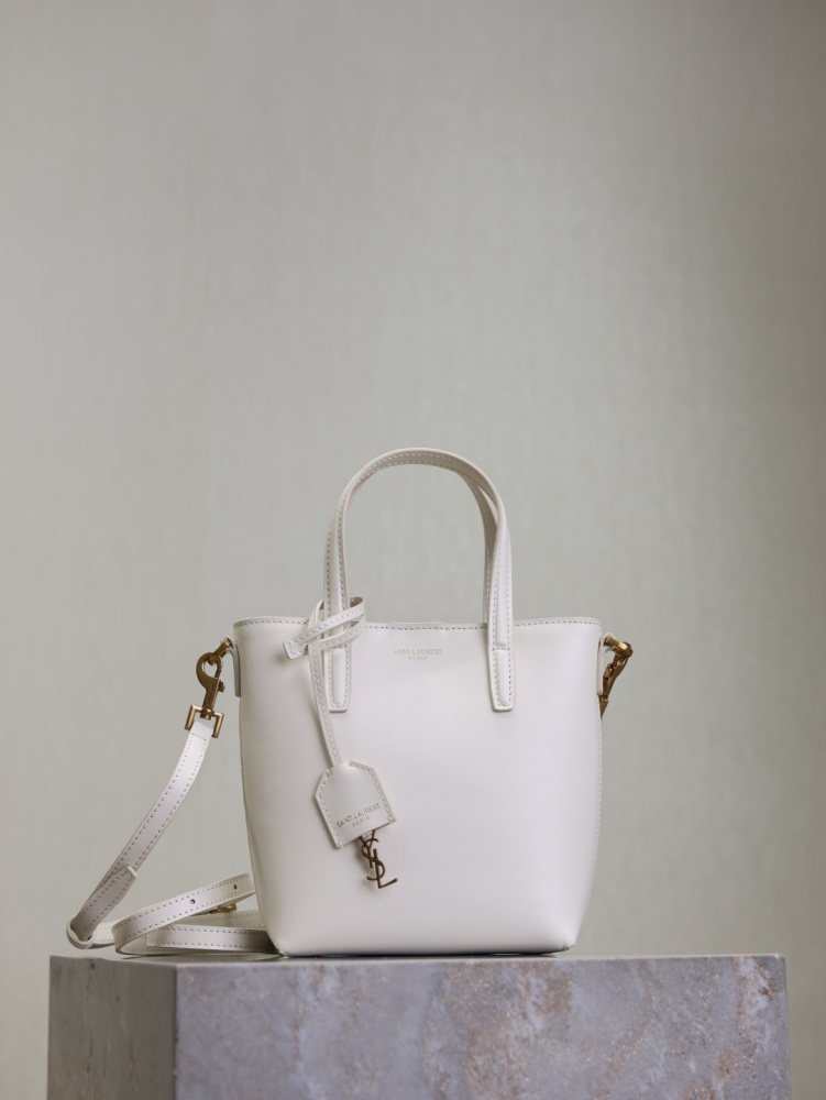alt="Saint Laurent 白色平纹牛皮迷你托特包，金色YSL Logo"
