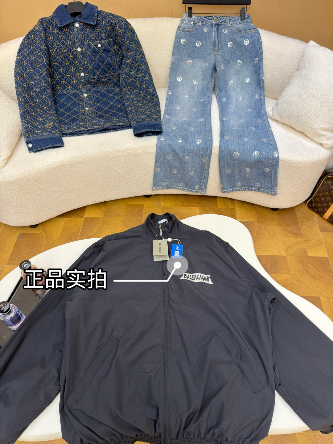 Balenciaga膠帶夾克正品實拍圖
