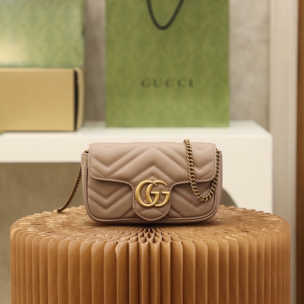 Gucci GG  Marmont 鏈條包 奶茶色 主視圖