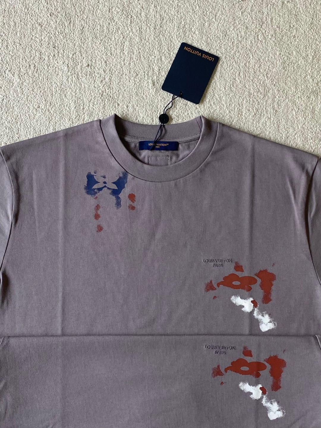 LV 2026早秋潑墨T恤刺繡真假對比圖