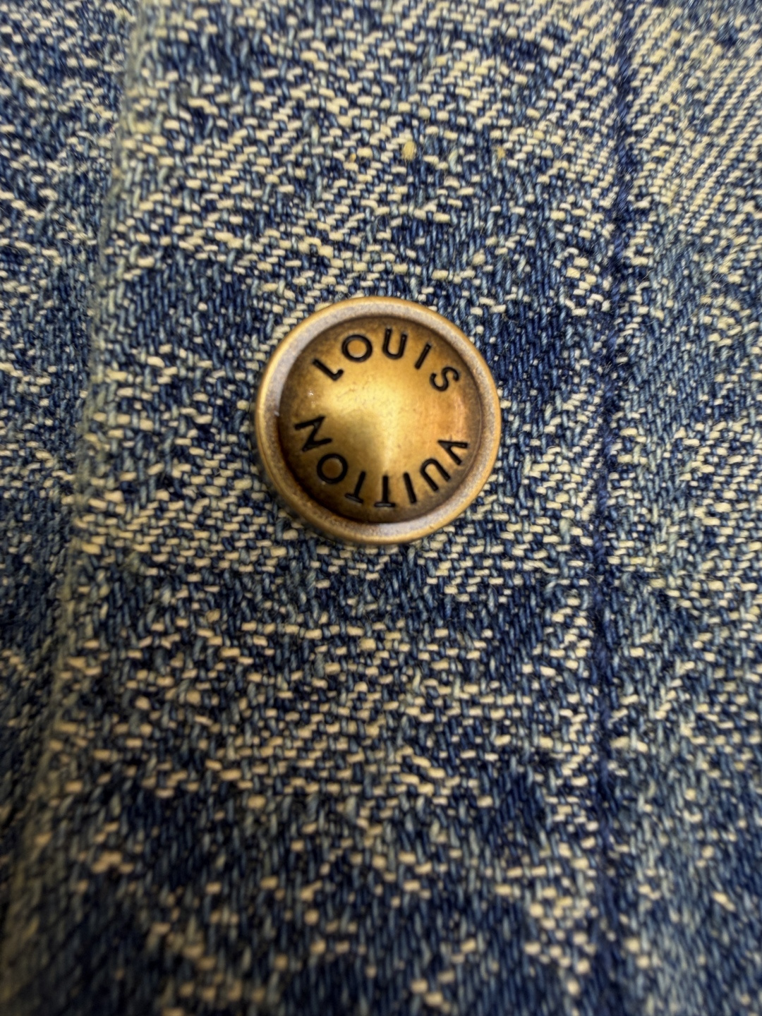 LV 牛仔短袖襯衫頂級復刻紐扣圖