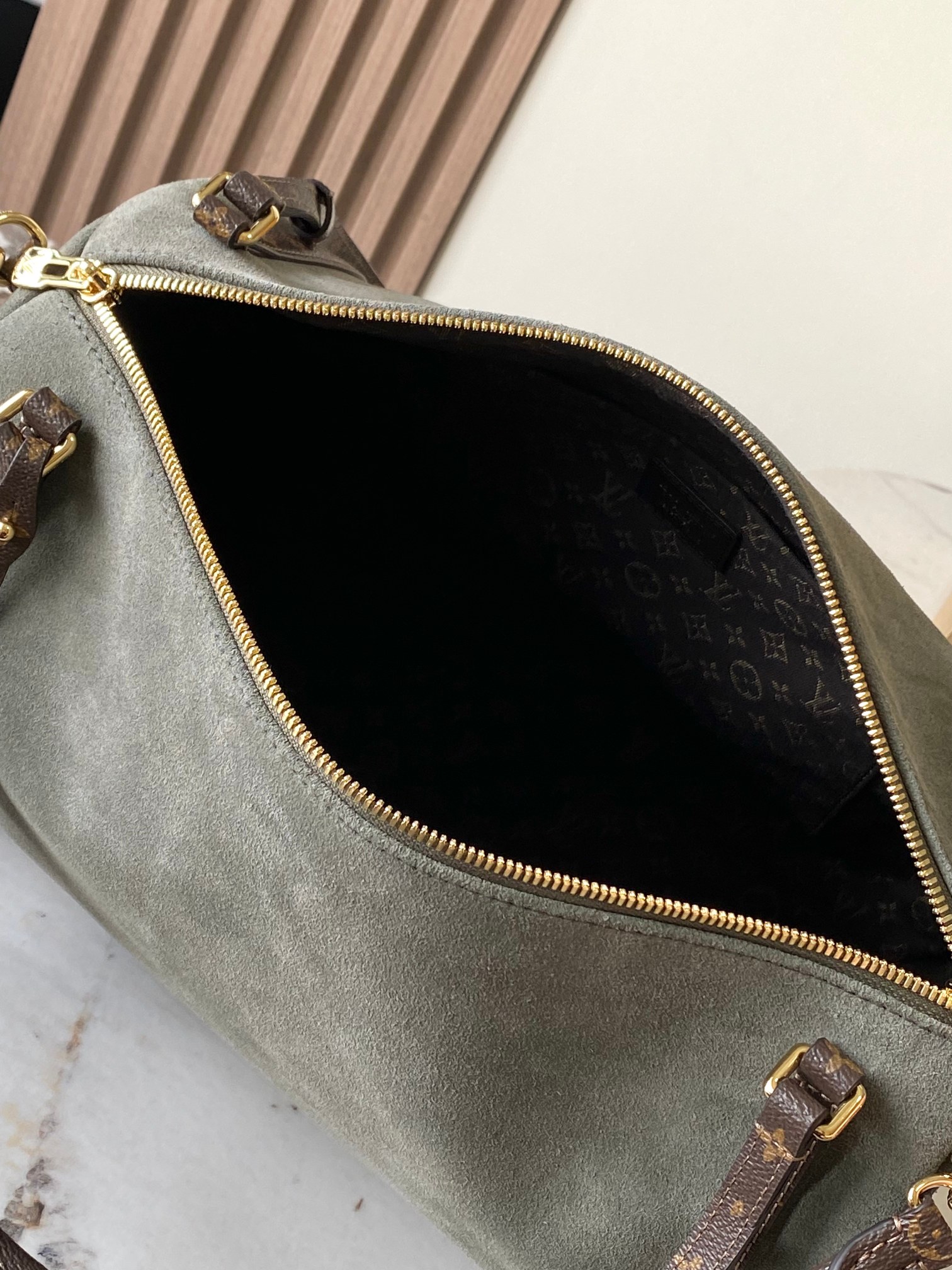 【頂級原單】路易威登 Speedy Soft 30 (LV Vibe) 手袋   俯視圖