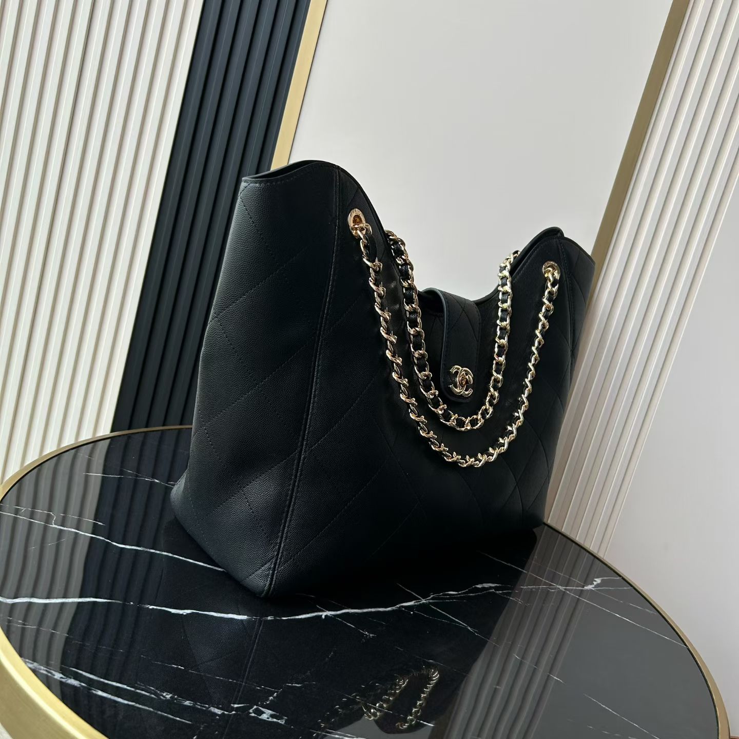 頂級復刻 Chanel 靈動托特包 正面圖
