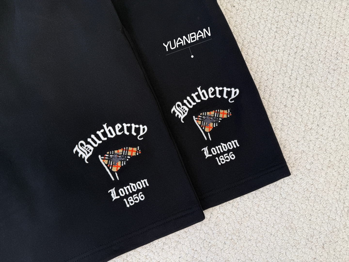 Burberry 格紋旗幟短褲 刺繡真假對比圖