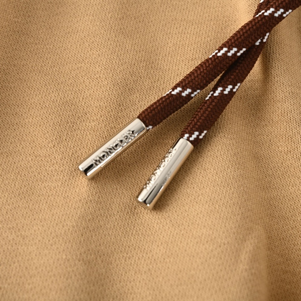 穿搭示範 MONCLER 蒙口街頭風格 MONCLER 蒙口復刻版