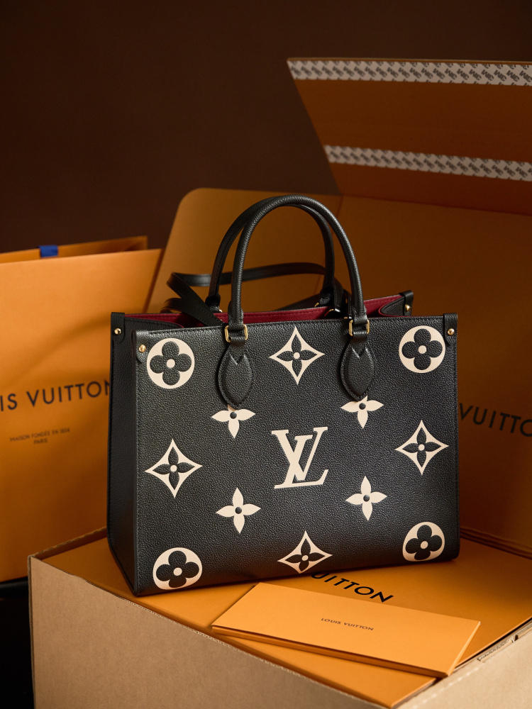 正面全景展示 LV M45494 中號手袋 頂級復刻