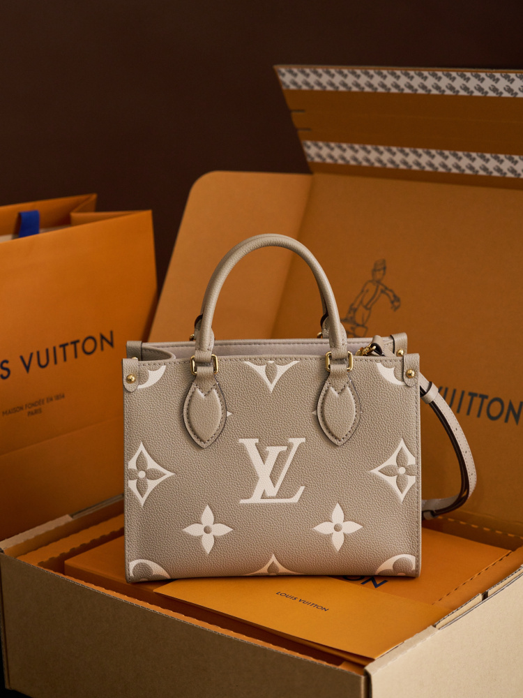 正面全景展示 LV M45779 小號手袋 頂級復刻