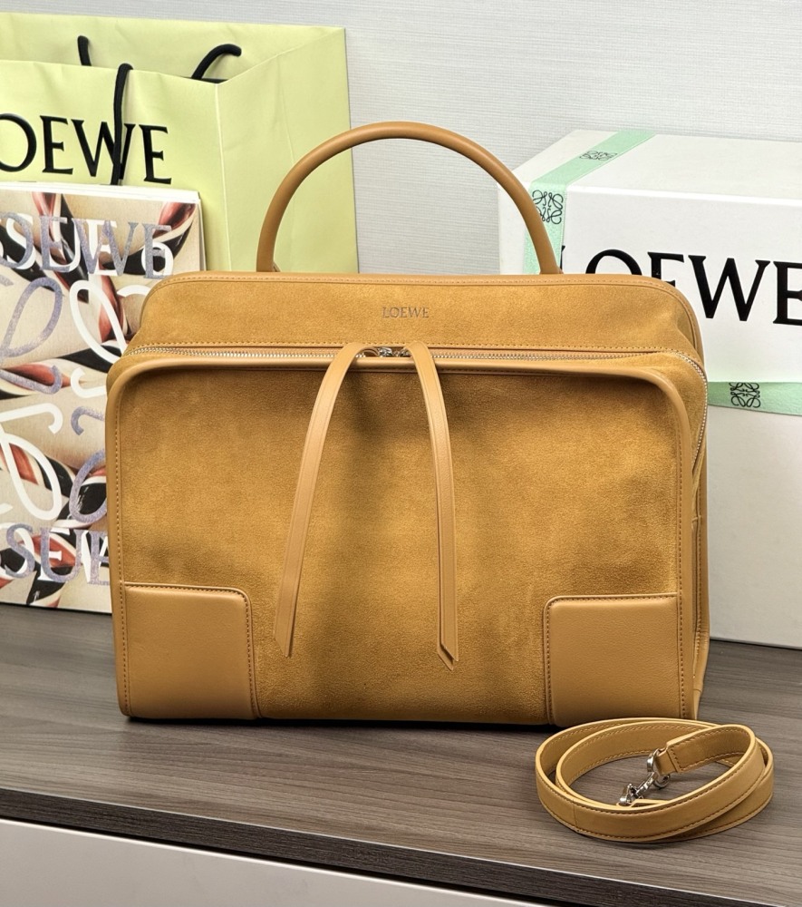 背面細節 LOEWE大号 Amazona 180 绒面革手袋 頂級復刻
