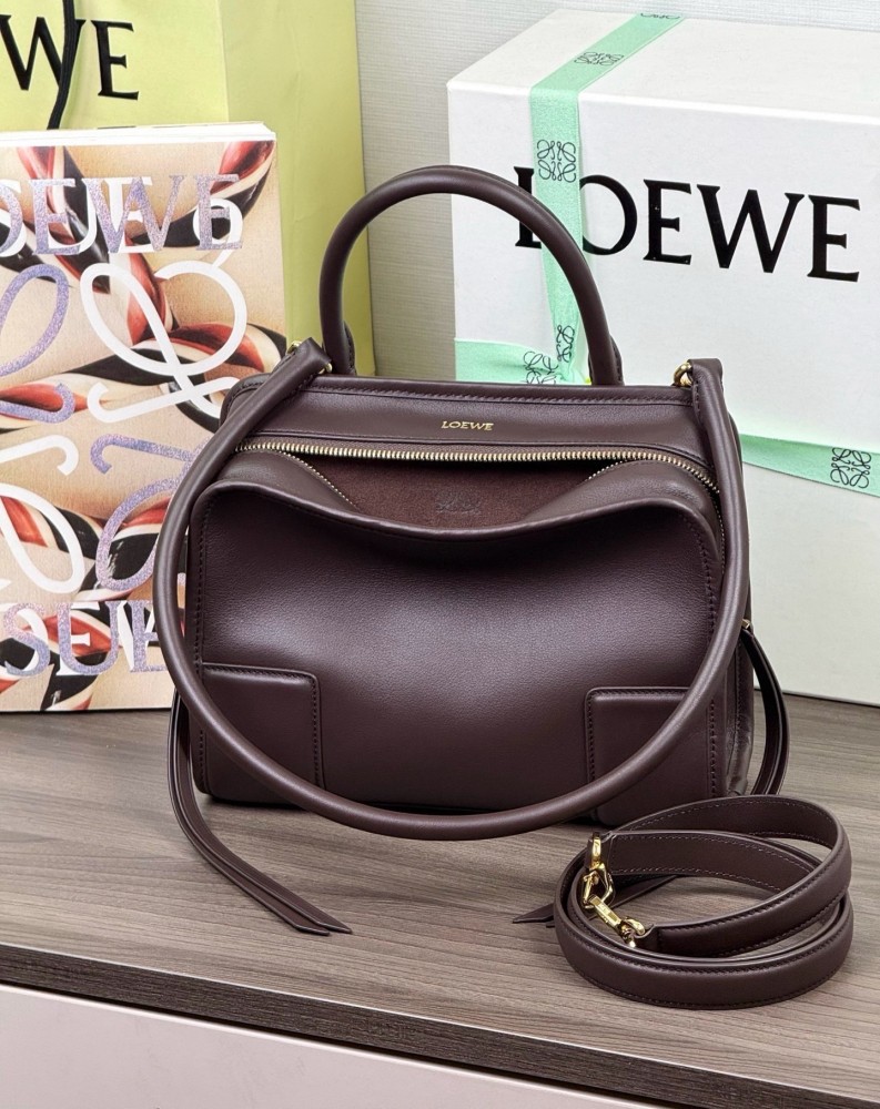 背面細節 LOEWE小號柔軟牛皮革 Amazona 180 手袋 頂級復刻