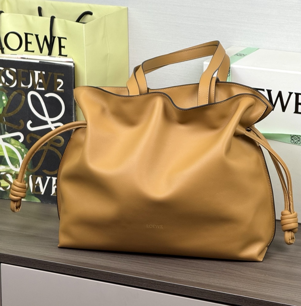 皮革質感特寫 LOEWEFlamenco 福袋 頂級復刻