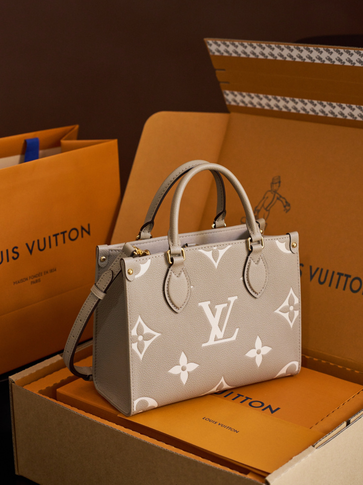 背面細節 LV M45779 小號手袋 頂級復刻