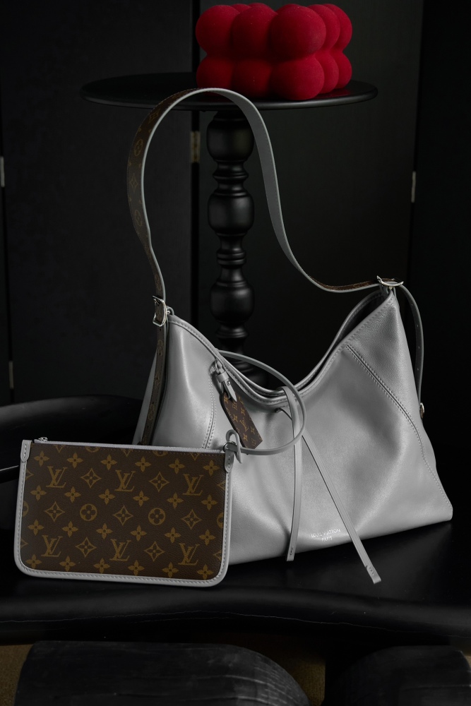 背面細節 LV M12583 中號手袋 頂級復刻