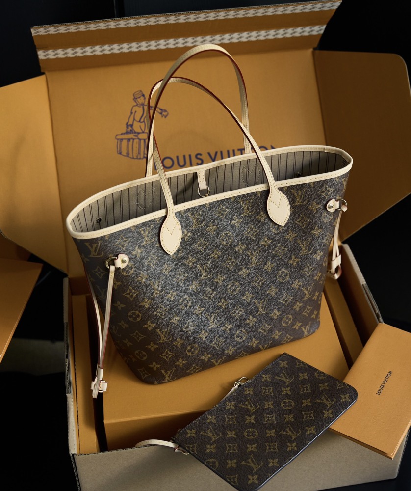 背面細節 LV M46975 中號手袋 頂級復刻
