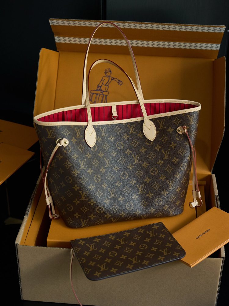 背面細節 LV M46987 中號手袋 頂級復刻