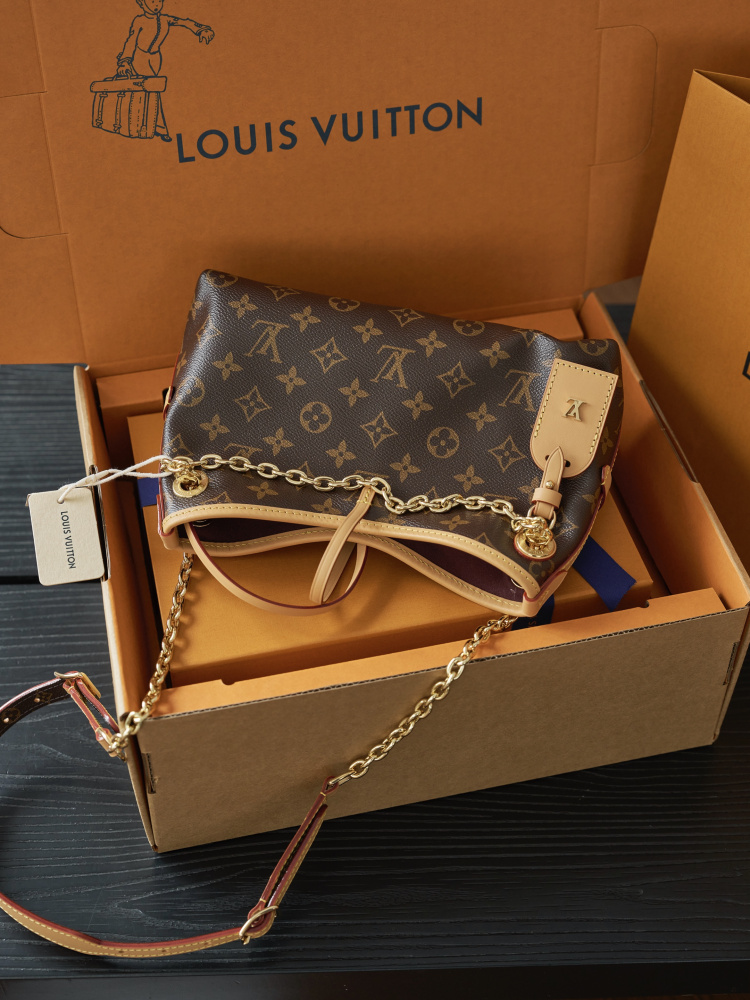 正面全景展示 LV M13014 CARRYALL 手袋 頂級復刻