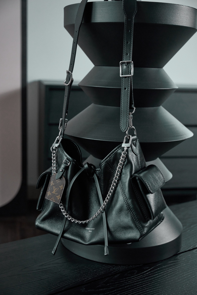 背面細節 LV M24861 CARRYALL 小號手袋 頂級復刻