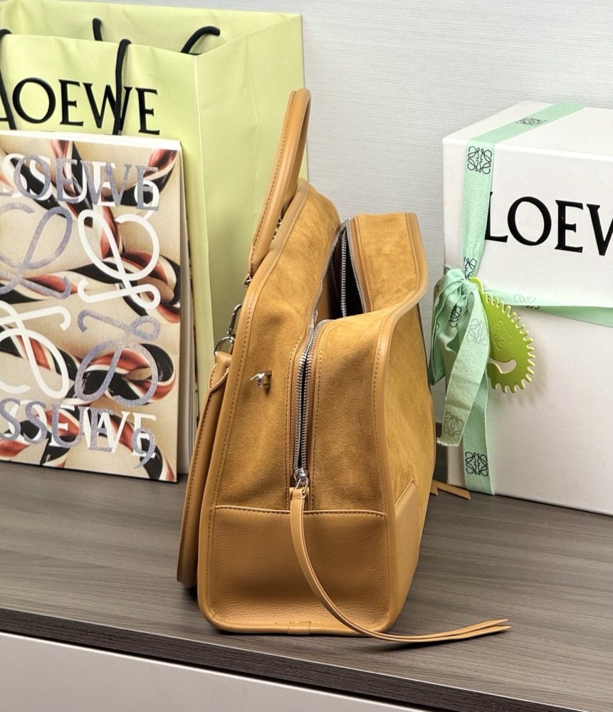 皮革質感特寫 LOEWE大号 Amazona 180 绒面革手袋 頂級復刻