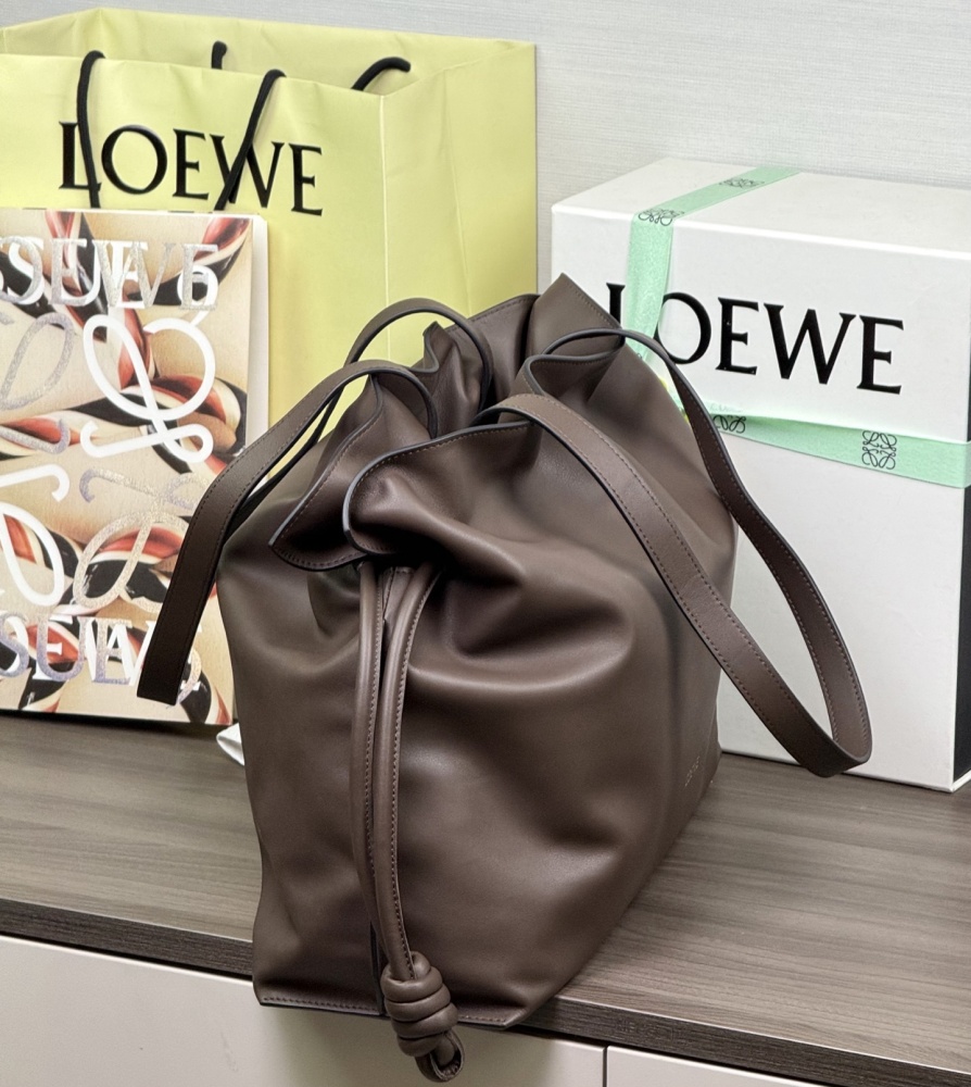 皮革質感特寫 LOEWEFlamenco 福袋 頂級復刻