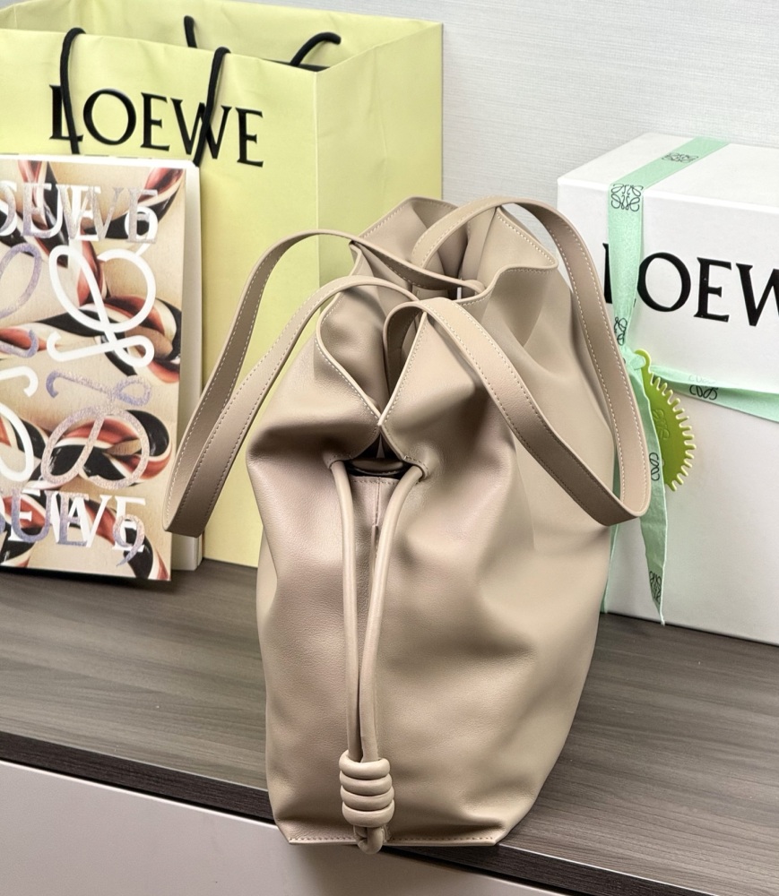 皮革質感特寫 LOEWEFlamenco 福袋 頂級復刻