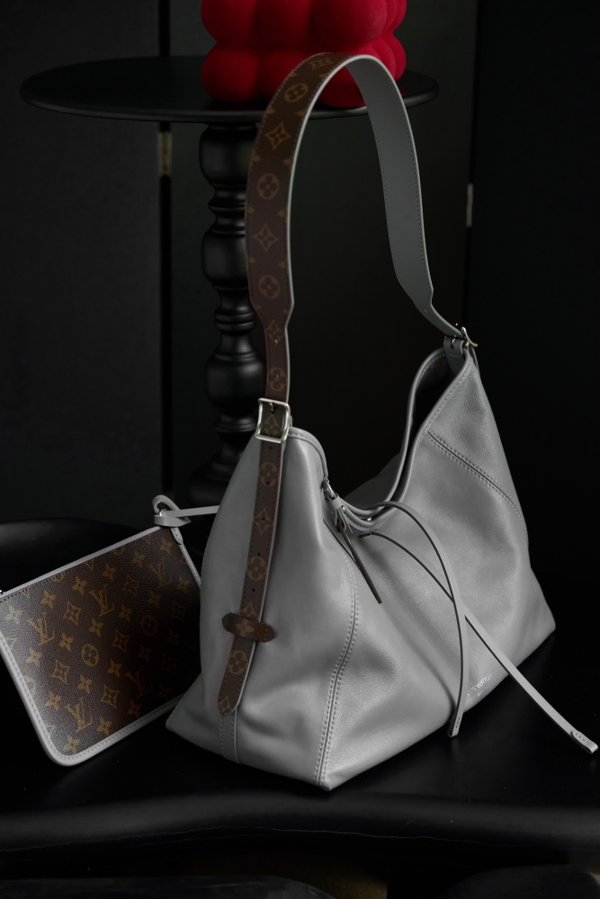 皮革質感特寫 LV M12583 中號手袋 頂級復刻