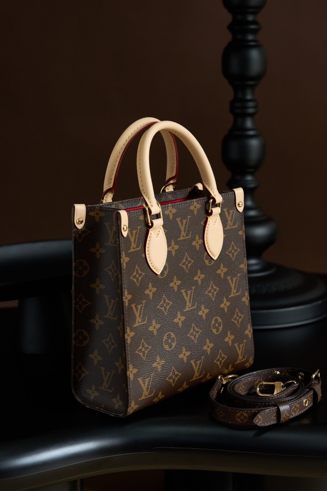 LV M45847 手袋