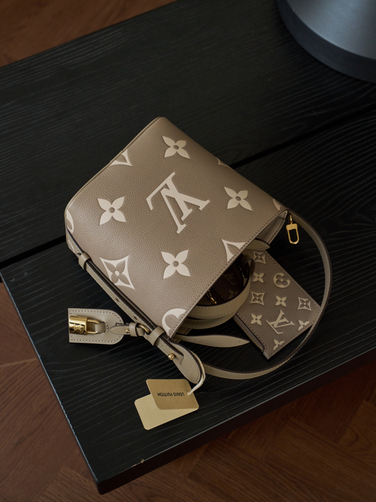 皮革質感特寫 LV M13045 手袋 頂級復刻