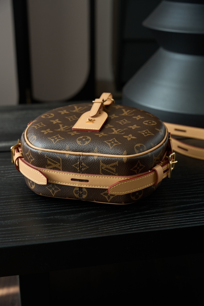 皮革質感特寫 LV M45647 手袋 頂級復刻