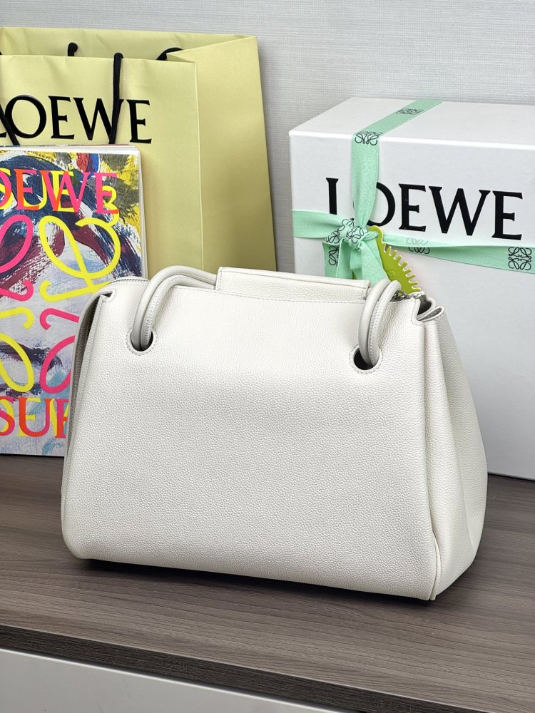 五金件細節 LOEWE大号 Amazona 180 牛皮革手袋 頂級復刻