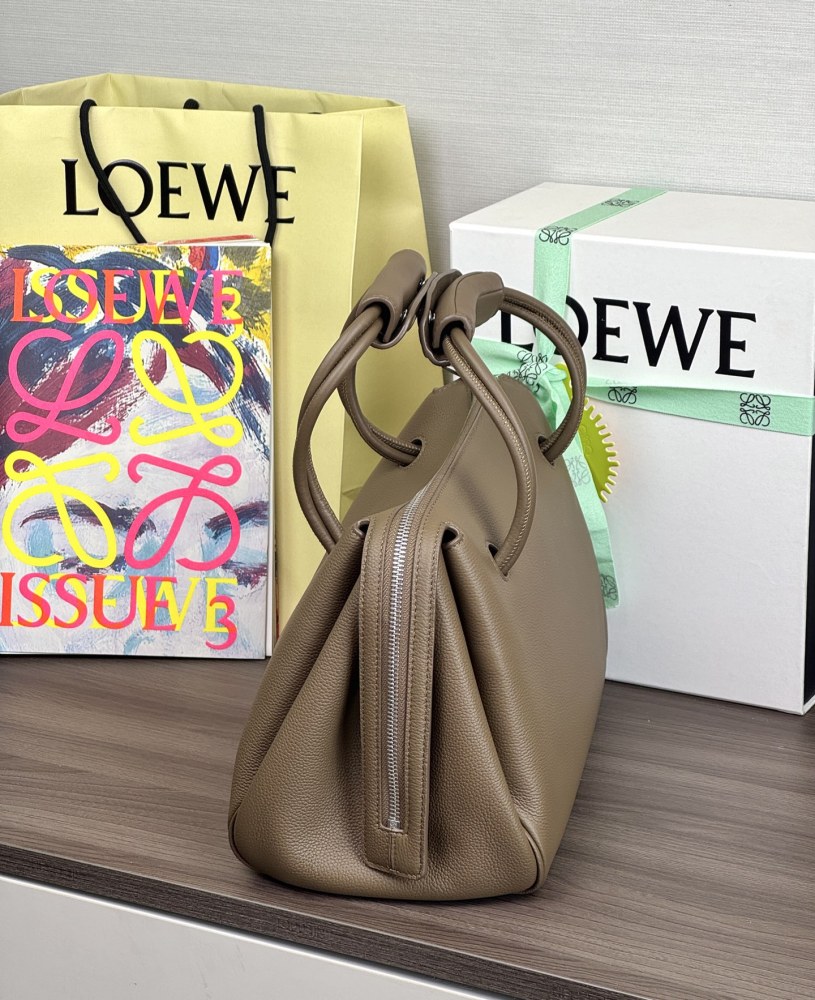 五金件細節 LOEWE大号 Amazona 180 绒面革手袋 頂級復刻