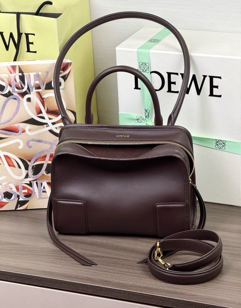 五金件細節 LOEWE小號柔軟牛皮革 Amazona 180 手袋 頂級復刻