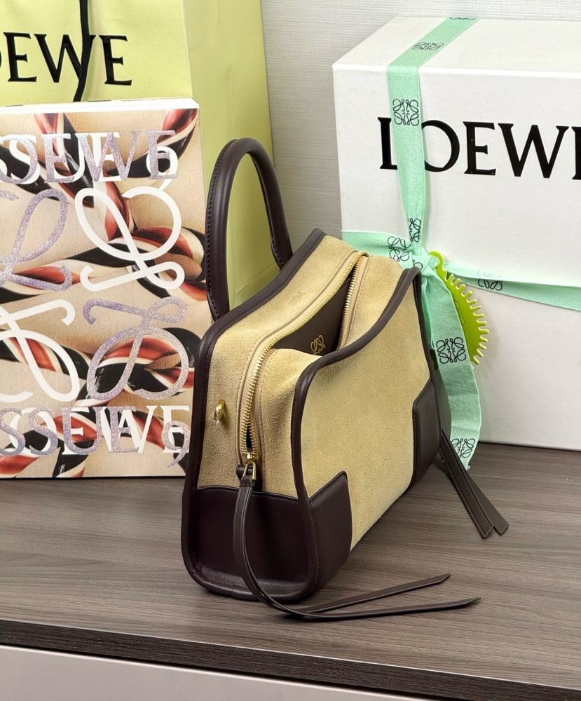 五金件細節 LOEWE小號柔軟牛皮革 Amazona 180 手袋 頂級復刻