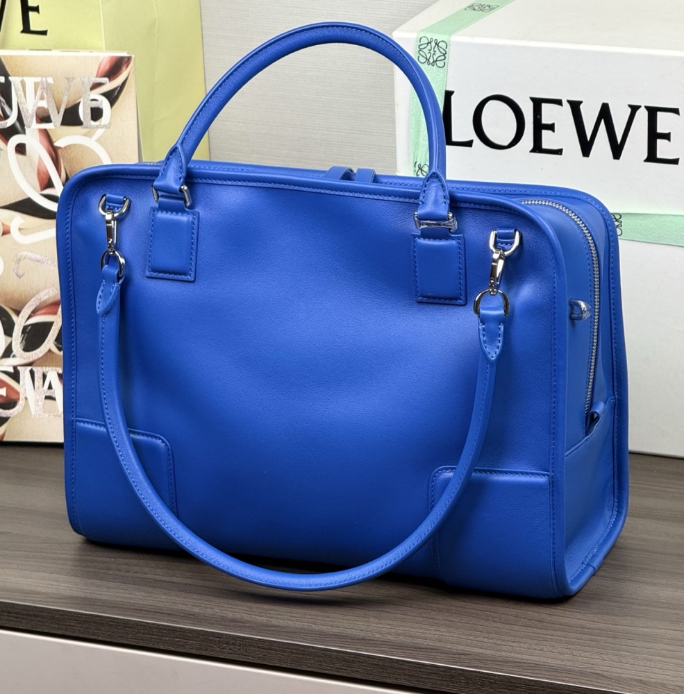 五金件細節 LOEWE大号 Amazona 180 牛皮革手袋 頂級復刻
