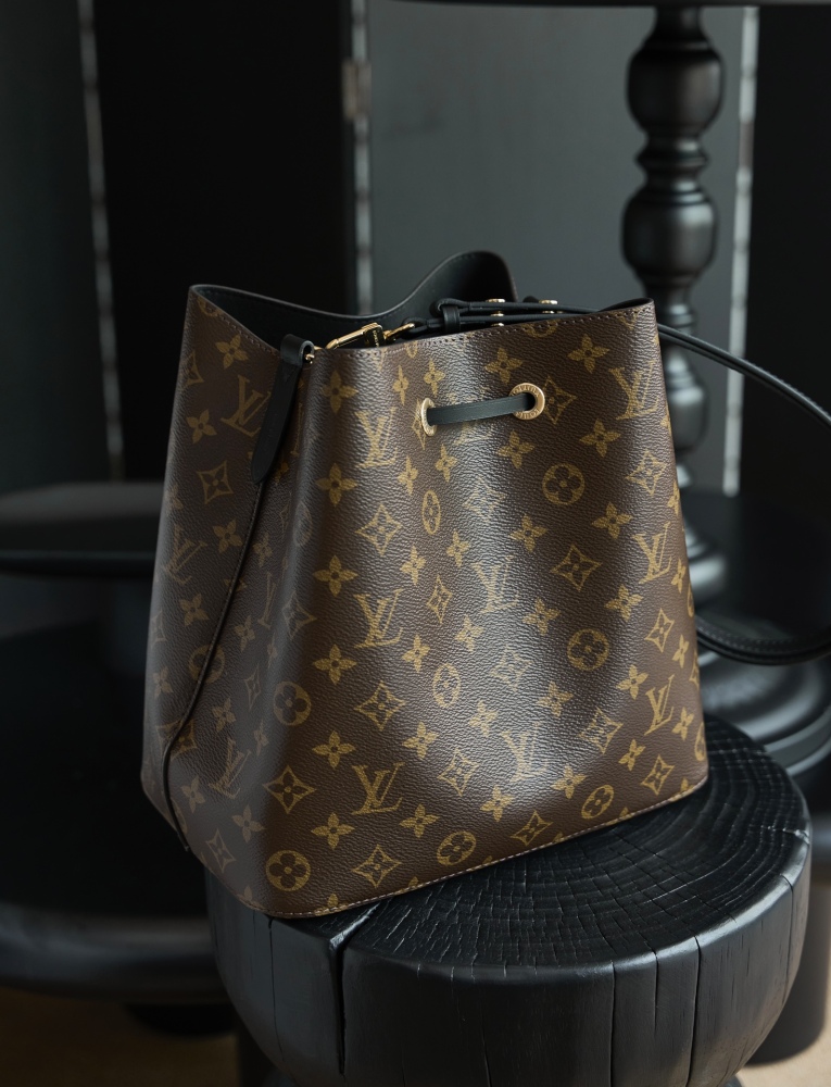 五金件細節 LV M44020 中號手袋 頂級復刻