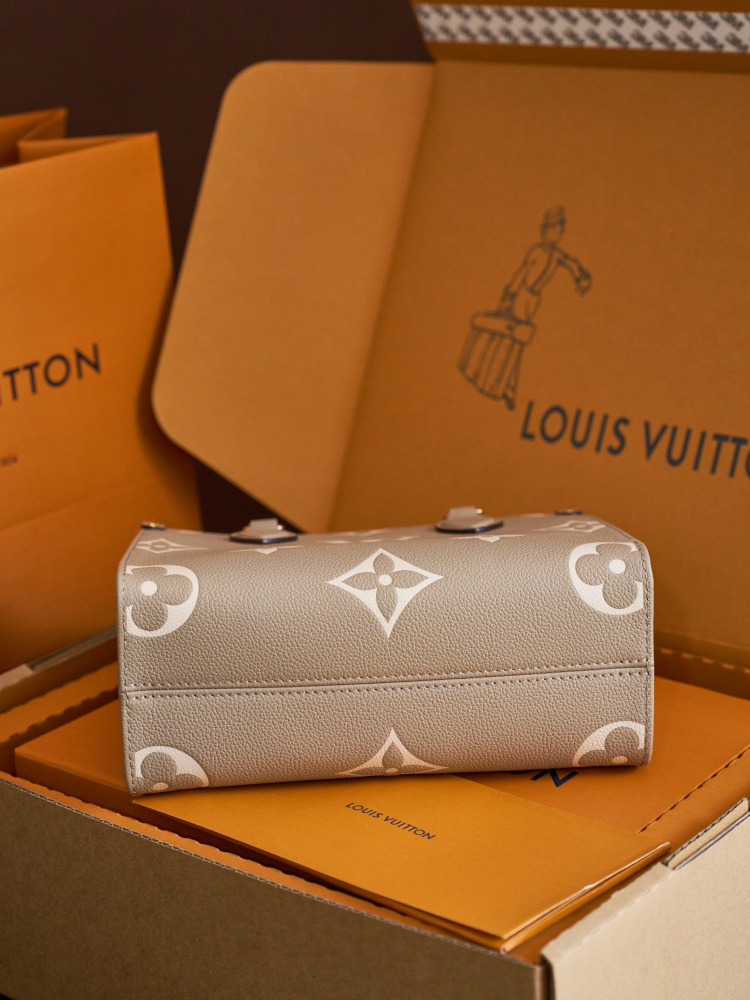皮革質感特寫 LV M45779 小號手袋 頂級復刻