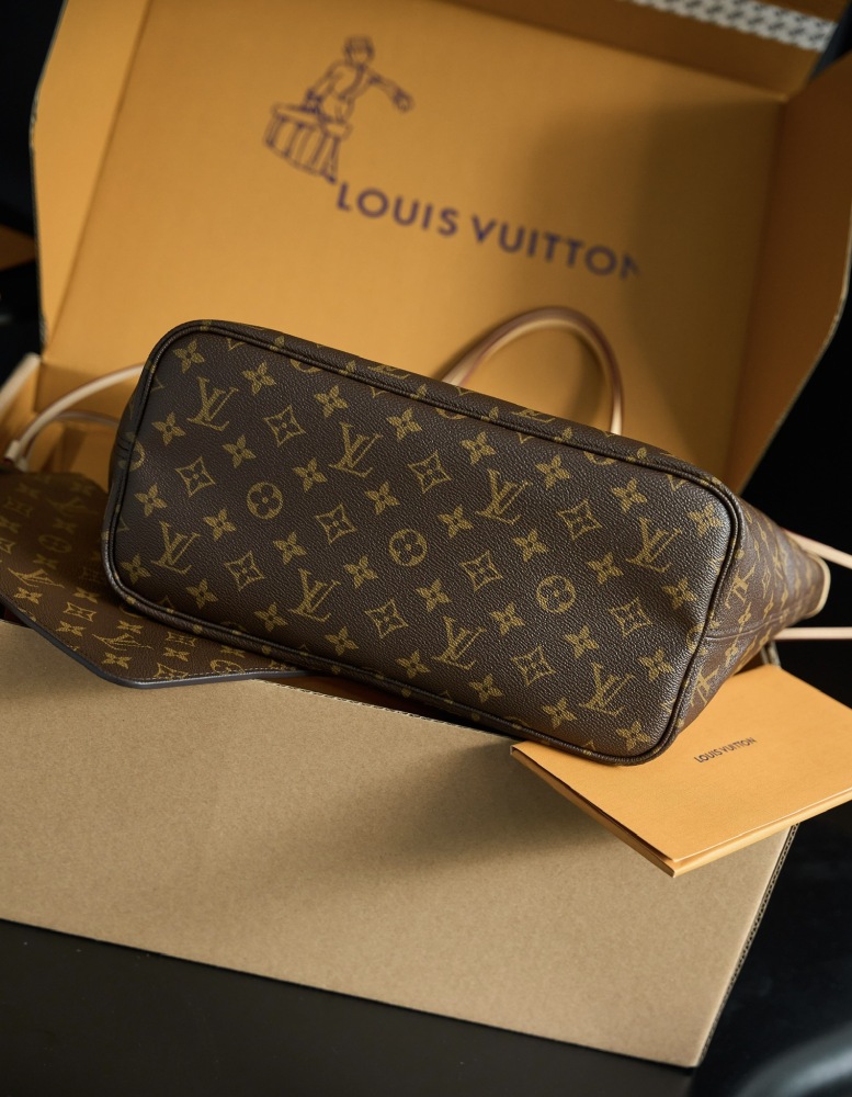 五金件細節 LV M46987 中號手袋 頂級復刻