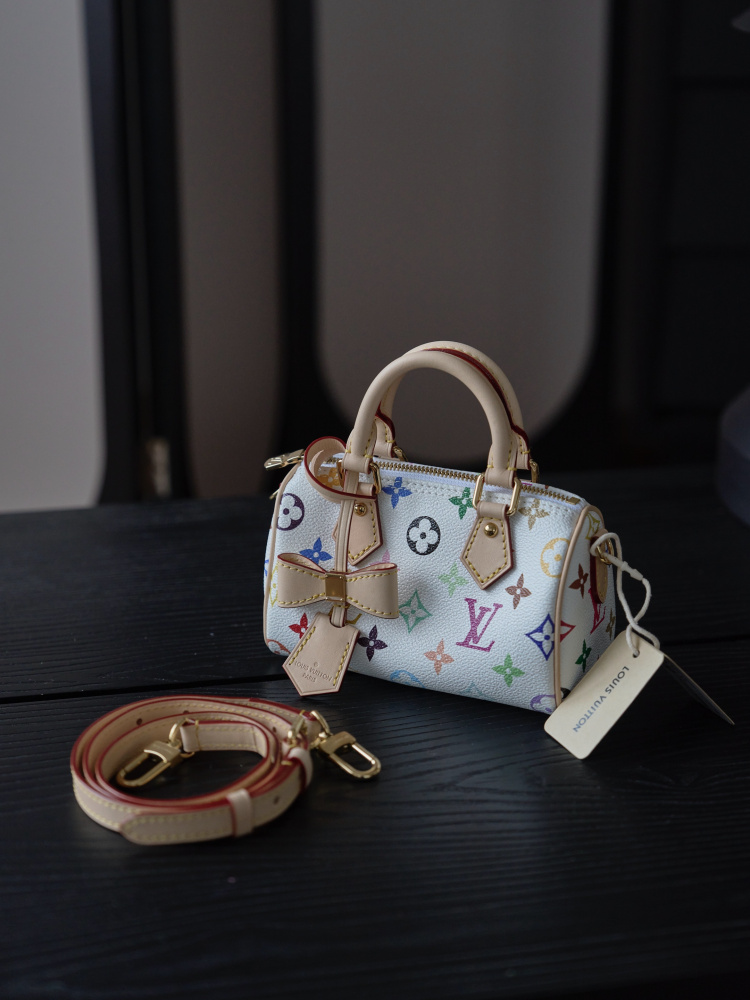 五金件細節 LV M13391 SPEEDY 手袋 頂級復刻