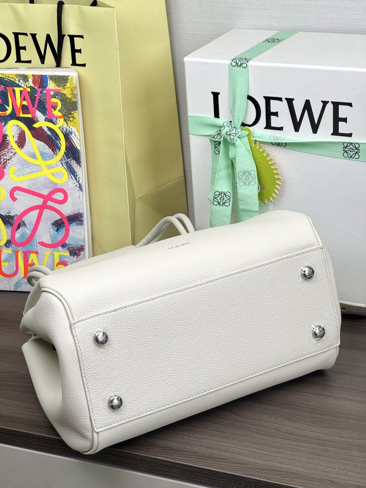 內裡細節 LOEWE大号 Amazona 180 牛皮革手袋 頂級復刻