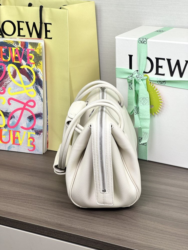 內裡細節 LOEWE大号 Amazona 180 牛皮革手袋 頂級復刻