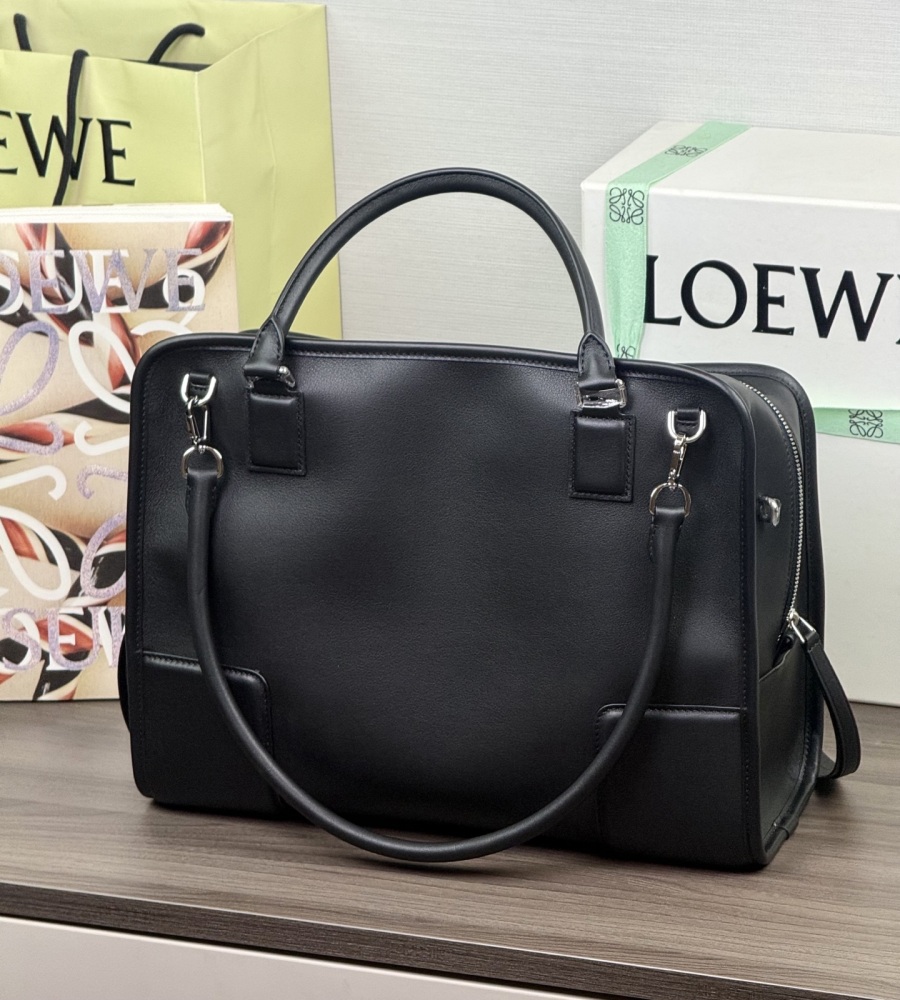 內裡細節 LOEWE大号 Amazona 180 牛皮革手袋 頂級復刻
