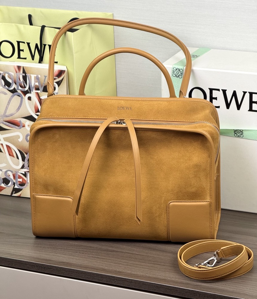 內裡細節 LOEWE大号 Amazona 180 绒面革手袋 頂級復刻