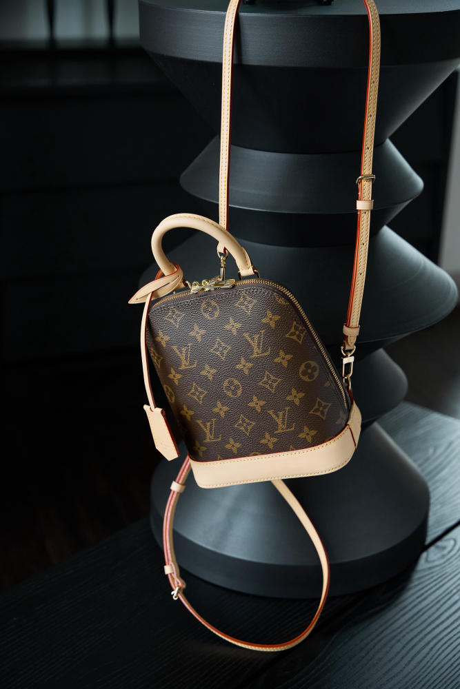 皮革質感特寫 LV M47132 ALMA 手袋 頂級復刻