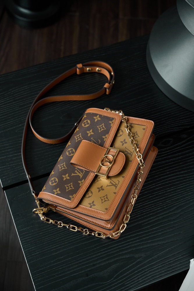 內裡細節 LV M45958 DAUPHIN 中號手袋 頂級復刻