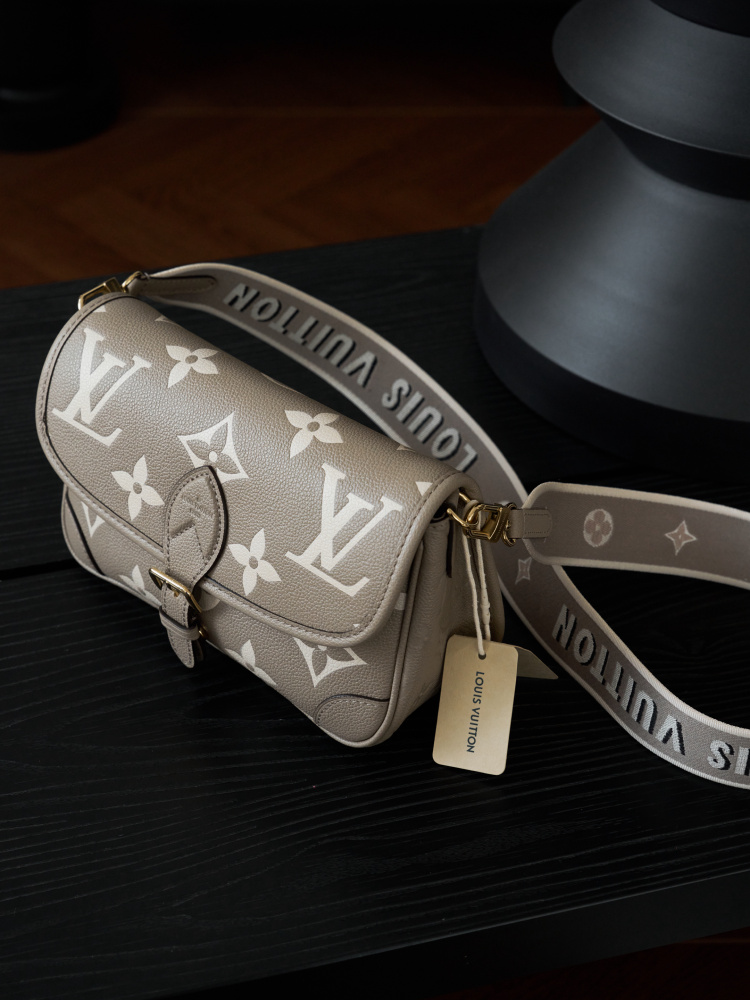 內裡細節 LV M46583 DIANE 手袋 頂級復刻
