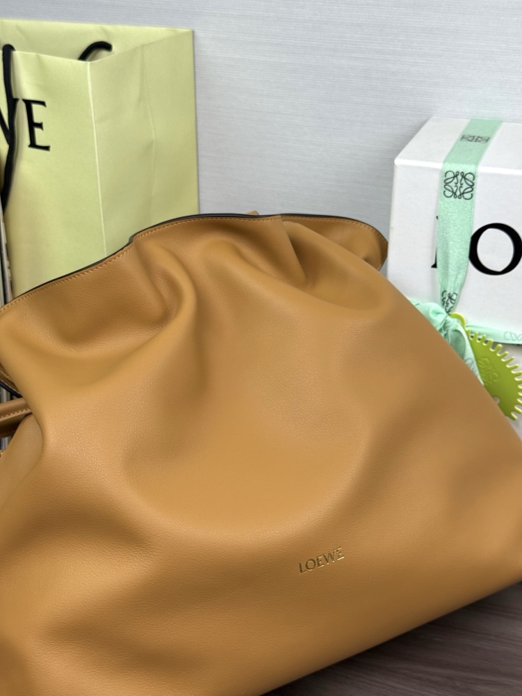 背面細節 LOEWEFlamenco 福袋 頂級復刻