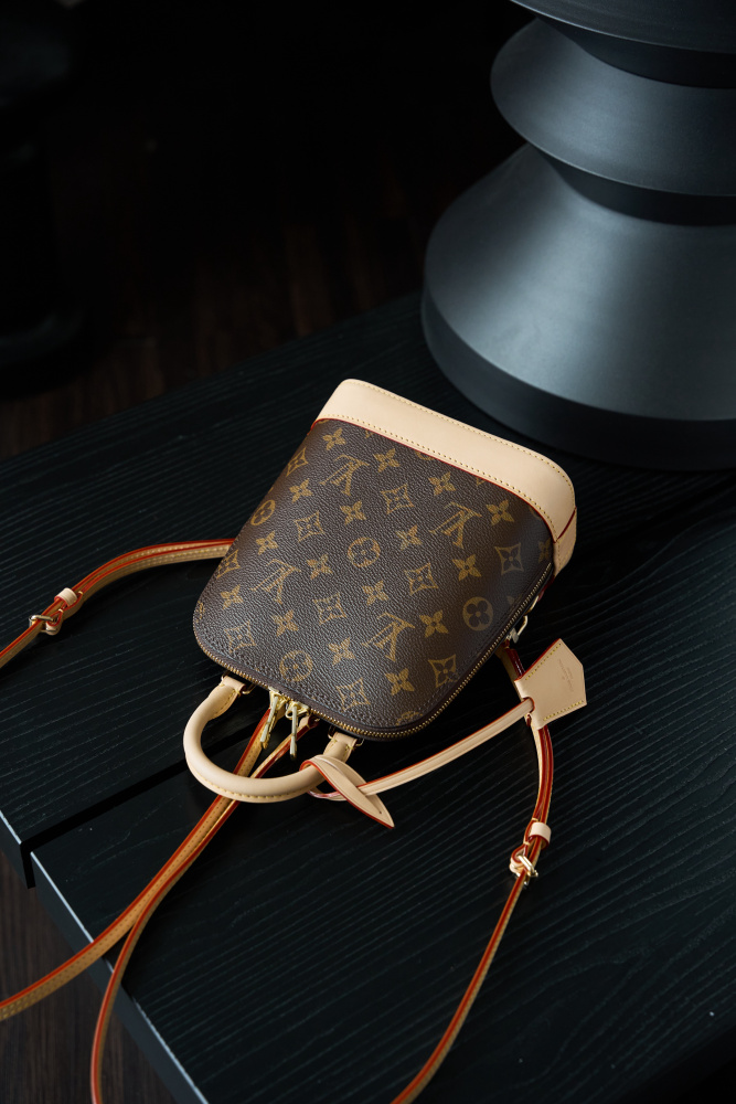 五金件細節 LV M47132 ALMA 手袋 頂級復刻